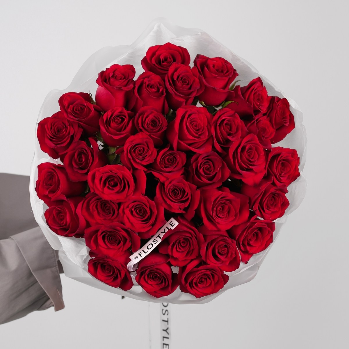 buket krasnyh roz 35 roz 6